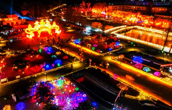 20240422155139157 ÎÄÂÃÊг¡»îÁ¦Ó¿¶¯ÓÀ´¡°¿ªÄêºì¡±£¡È«ÊÐÊ¢¿ªµÄ17¼ÒA¼¶ÓÎÀÀ¾°Çø¹²»¶ÓÓοÍ21.3ÍòÈË´Î